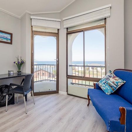 Big Blue Accommodation 布鲁堡史特兰 外观 照片